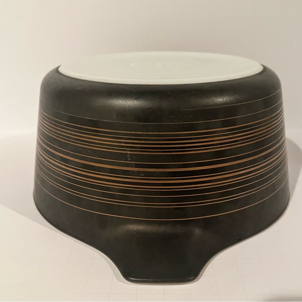 Pyrex Terra Casserole Dish with Lid - Picture 3 of 14